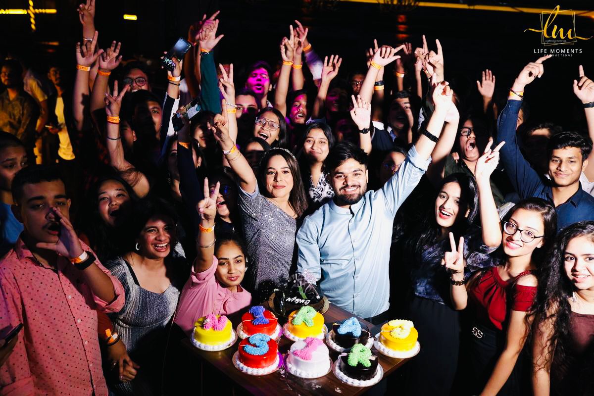 Niraj Jha Classes gallery